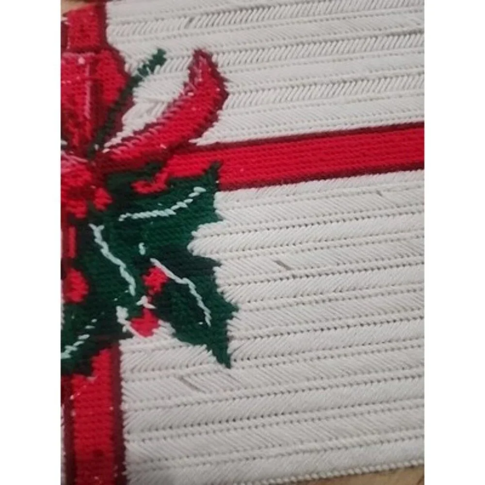 Vintage Christmas Handmade Holly Berry Bow Placemats Set of 2 Red Green White